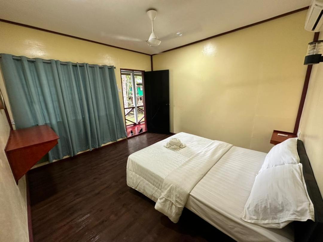 Sukau Greenview Bed & Breakfast Екстериор снимка